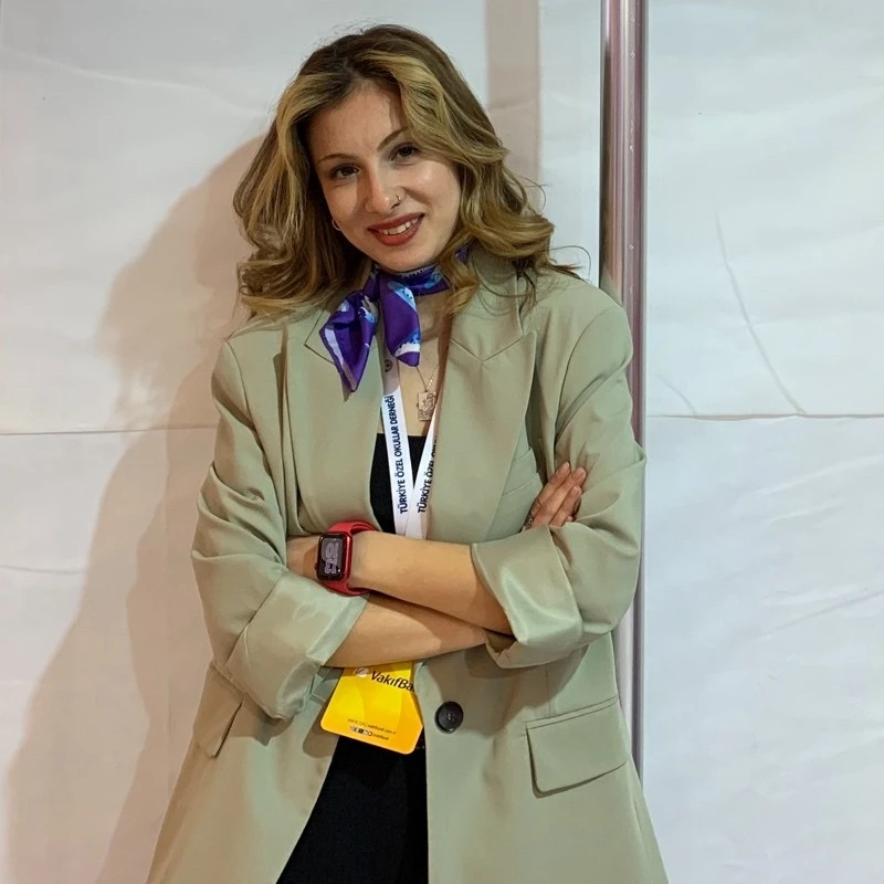 Begüm Kocaeren - Məzmun Redaktoru